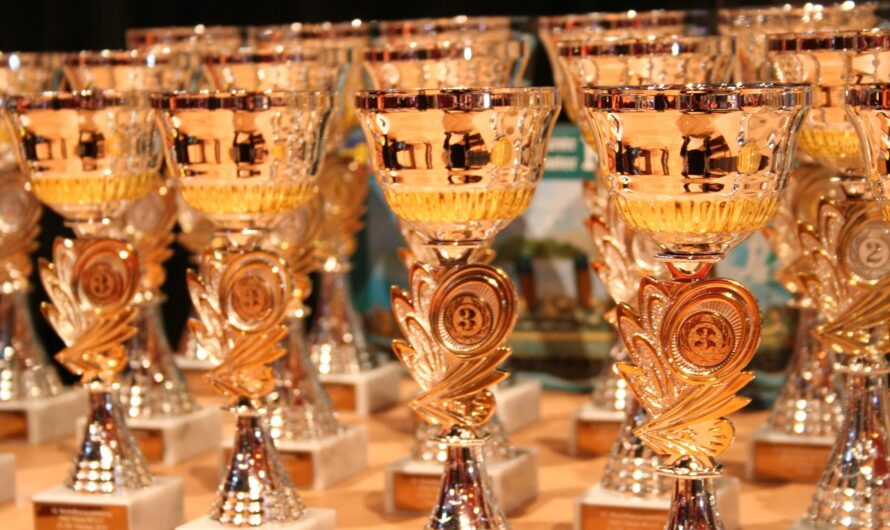 Der Pokal – von antiken Ehrenbechern bis zu modernen Trophäen