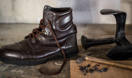 shoemaking, shoe, shoemaker, human, hammer, craft, repair, man, wood, work, crafts, shop, old, brown work, brown shopping, brown shop, brown shoes, shoemaker, shoemaker, shoemaker, shoemaker, shoemaker